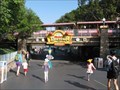 Image for Family brawl breaks out in Disneyland’s Toontown