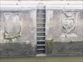 Image for RM: 16956 - Twee gevelstenen in sluismuur Mallegatsluis - Gouda
