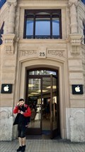Image for Apple abre en Valencia su primera tienda en casco urbano en España