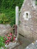Image for Ancienne pompe à main, Pontrieux, Bretagne - France